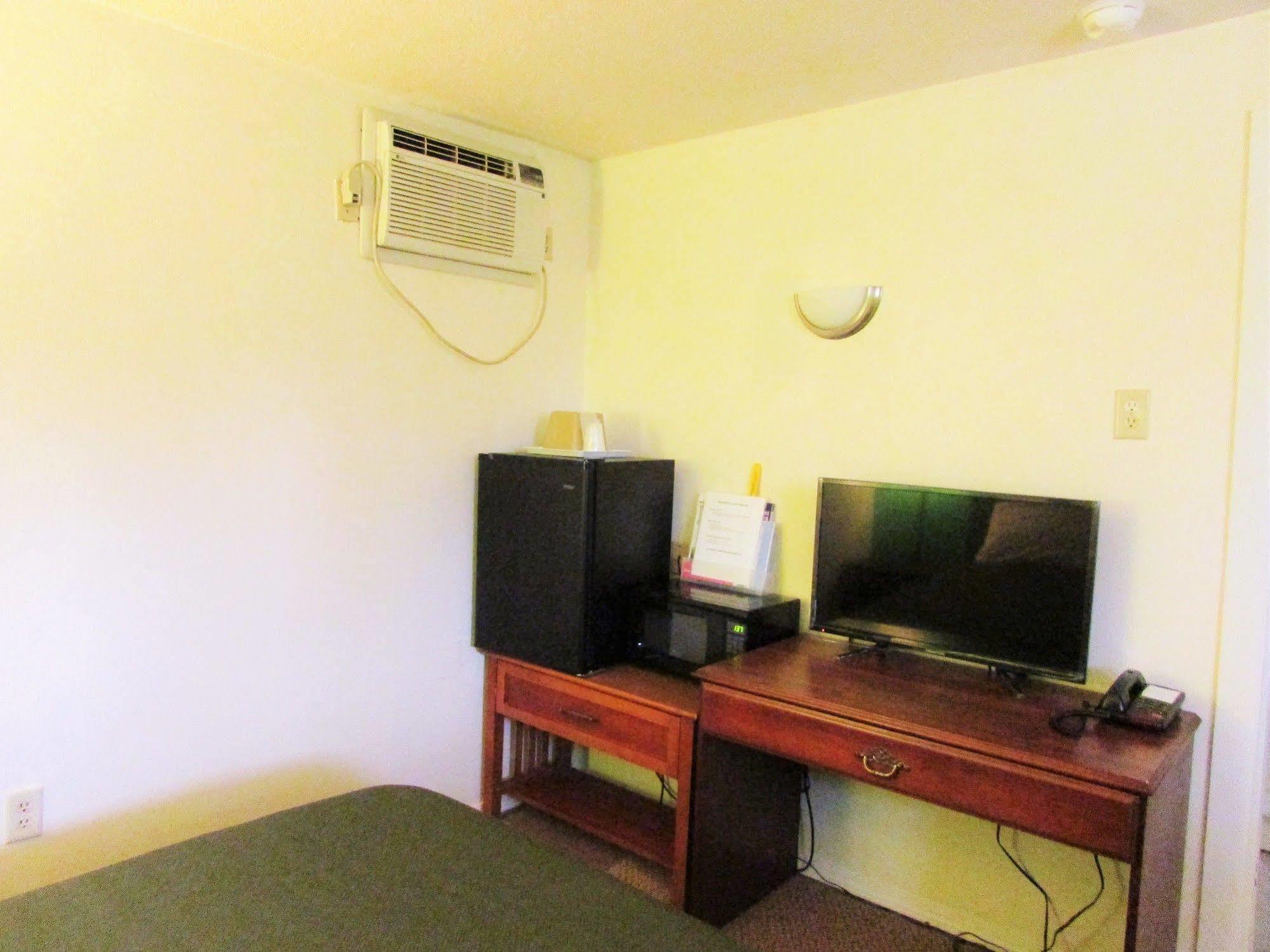 Travelers Inn Olney ภายนอก รูปภาพ